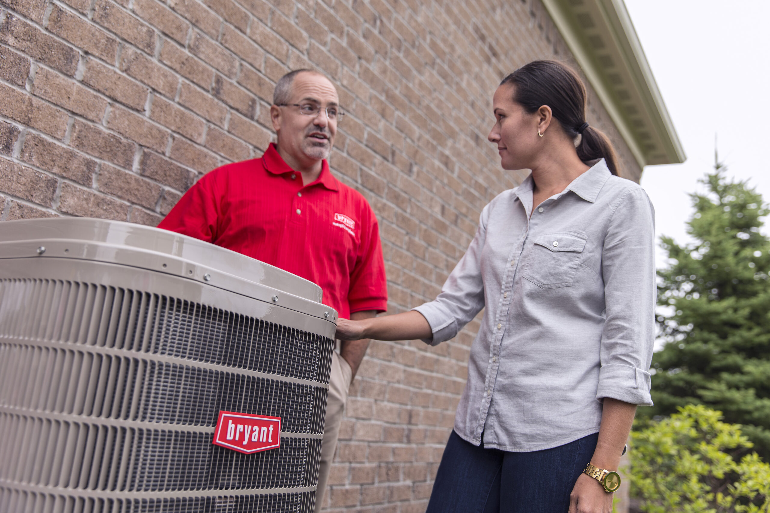 dealer-conversation-with-woman-2-evolutionV